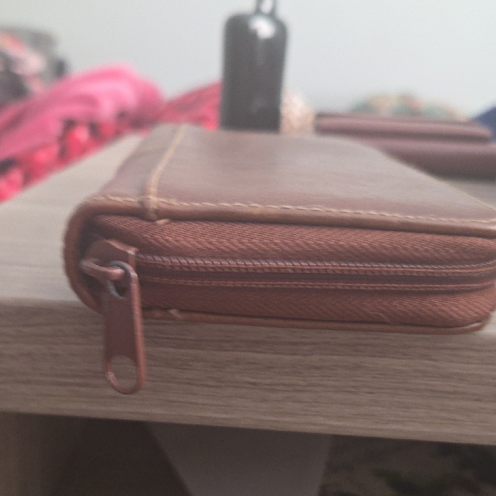 Rosetti Tan Womens Wallet - Picture 5 of 10